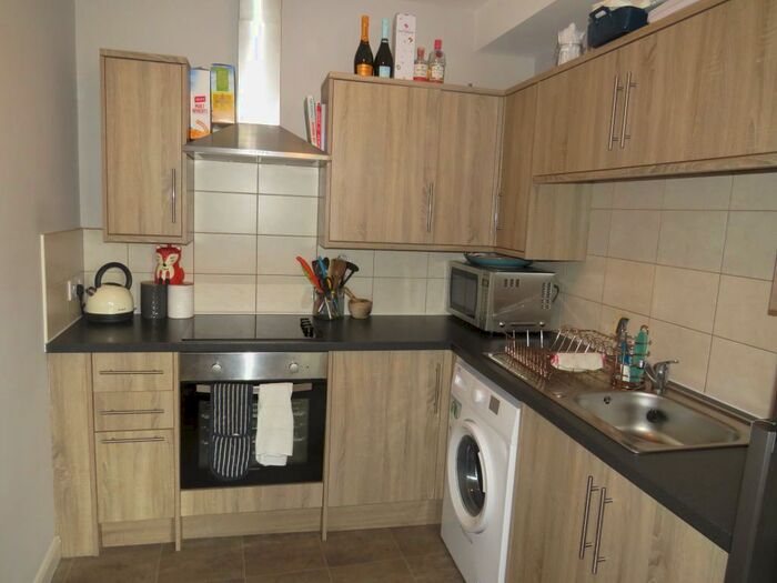 1 Bedroom Flat To Rent In High Street, Hucknall, Nottingham, NG15