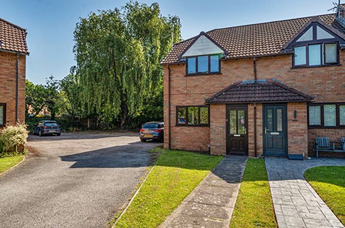 2 Bedroom End Terrace House For Sale In Pulford Court, Pulford, Pulford, CH4