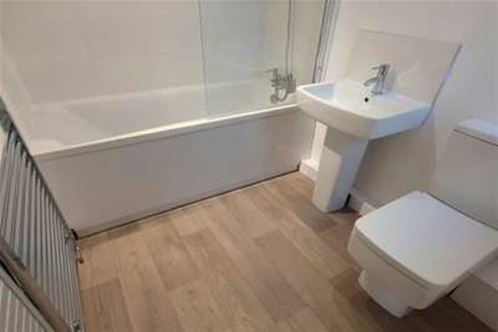 2 Bedroom House To Rent In New Houses, Askern, DN6