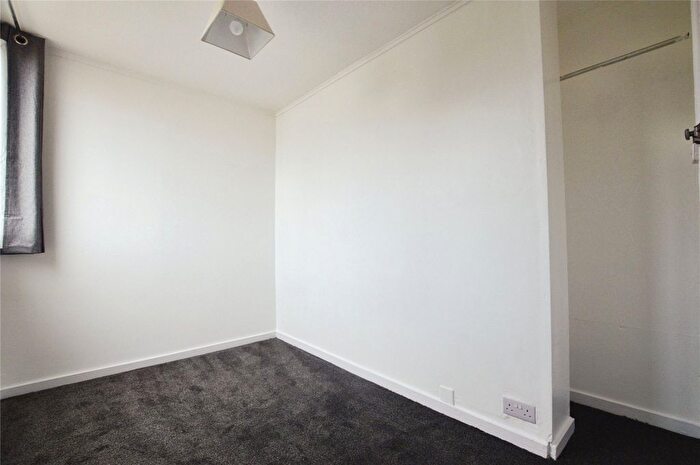 1 Bedroom Property To Rent In Lower Meadow, Harlow, Essex, CM18