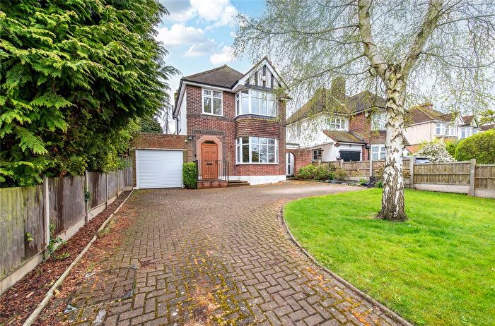3 Bedroom Detached House For Sale In Brompton Farm Road, Rochester, Kent, ME2