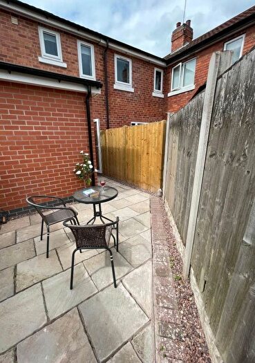 6 Bedroom Semi-Detached House To Rent In New Zealand Square, Derby, DE22