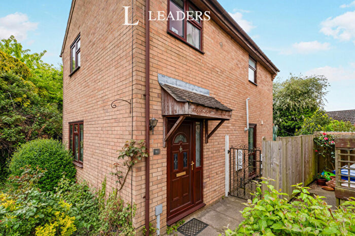 3 Bedroom Detached House To Rent In Darcy Close, Bury St. Edmunds, Suffolk, IP32