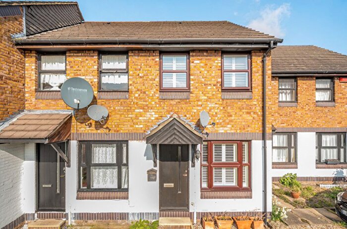 2 Bedroom Terraced House For Sale In Longbridge Way, London, SE13