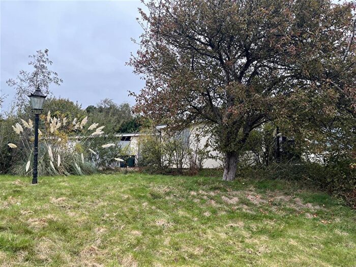 5 Bedroom Detached Bungalow For Sale In Holburn Gardens, Ryton, NE40