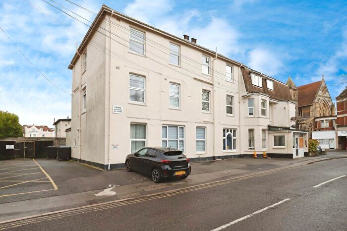 1 Bedroom Flat For Sale In Christchurch Road, Bournemouth, BH1