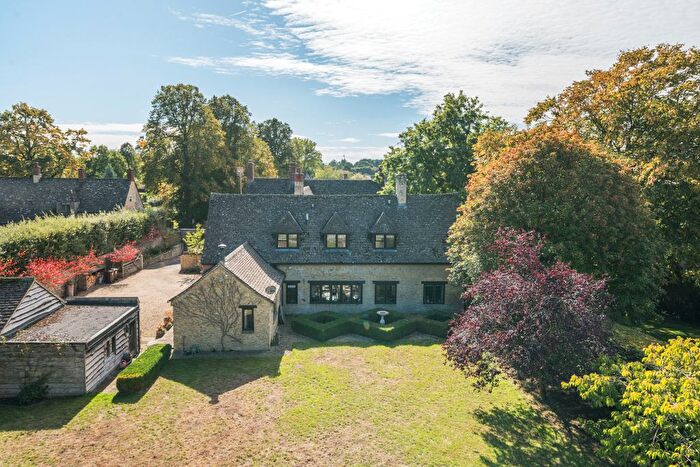 4 Bedroom Barn Conversion For Sale In High Street, Souldern, OX27