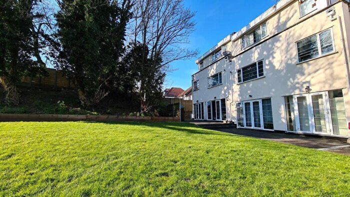 2 Bedroom Apartment To Rent In Wembley Hill Road Wembley, HA9