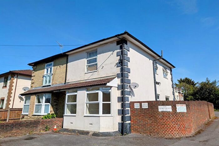 2 Bedroom Maisonette To Rent In Millbrook Road East, SO15