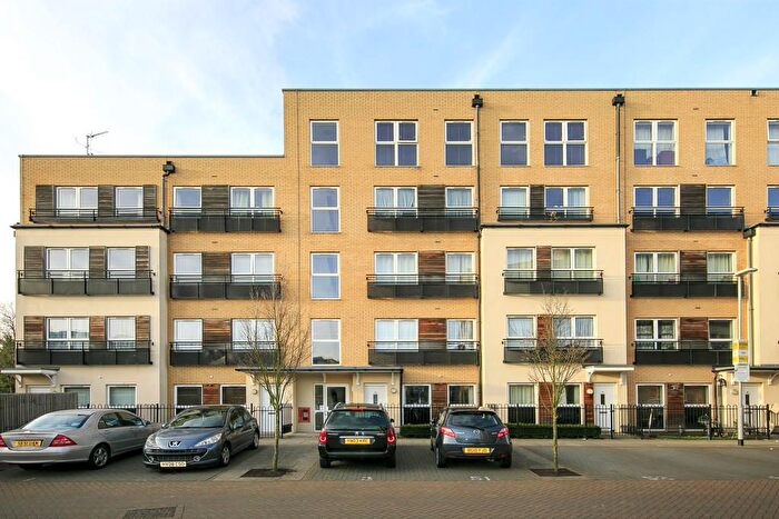 1 Bedroom Flat To Rent In Lanadron Close, Isleworth, TW7