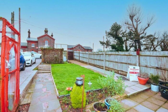 Flat To Rent In Station Approach, Falmer, Brighton, BN1