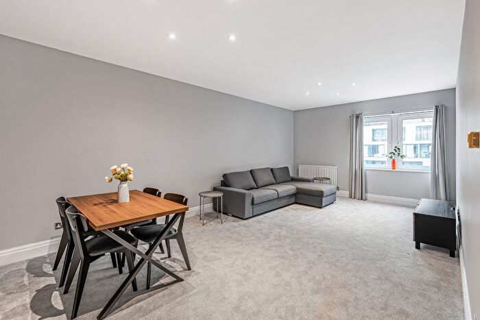 2 Bedroom Flat To Rent In Beckford Close, Warwick Road, London, W14