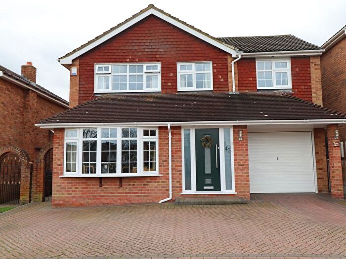5 Bedroom Detached House For Sale In Shakespeare Avenue, Rayleigh, SS6