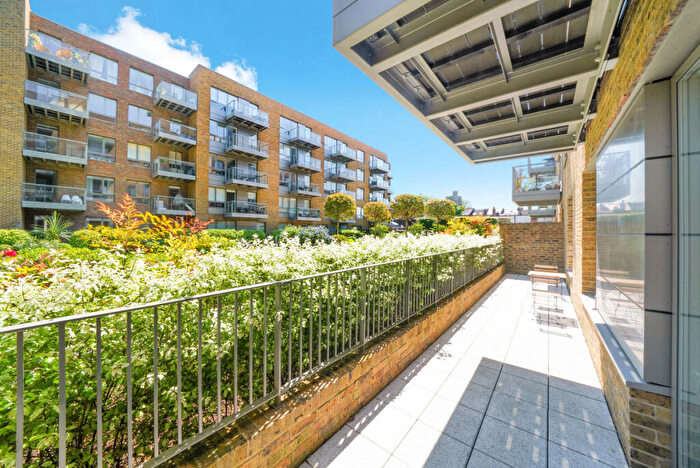 2 Bedroom Apartment To Rent In High Street, London, N8