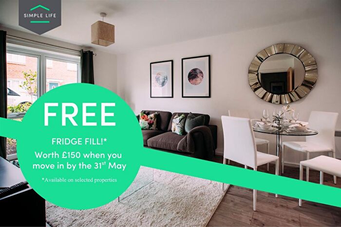 2 Bedroom Flat To Rent In Velveteen Crescent, Worsley, M28