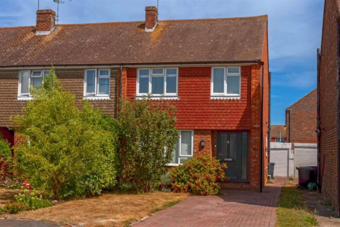 3 Bedroom House For Sale In Roedean Road, Worthing, BN13