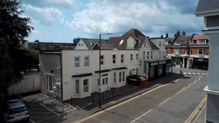 1 Bedroom Flat To Rent In Hawkwood Road, Boscombe, Bournemouth, BH5
