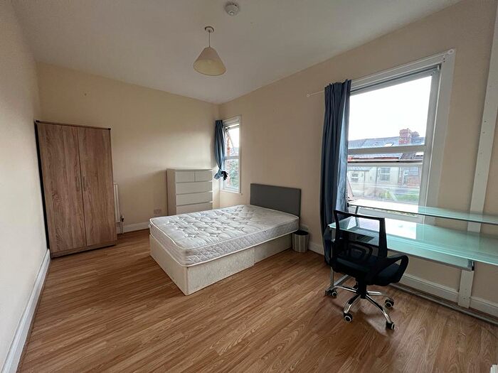 Semi Detached House To Rent In Fisher Street, Nottingham, Nottingham City, NG7