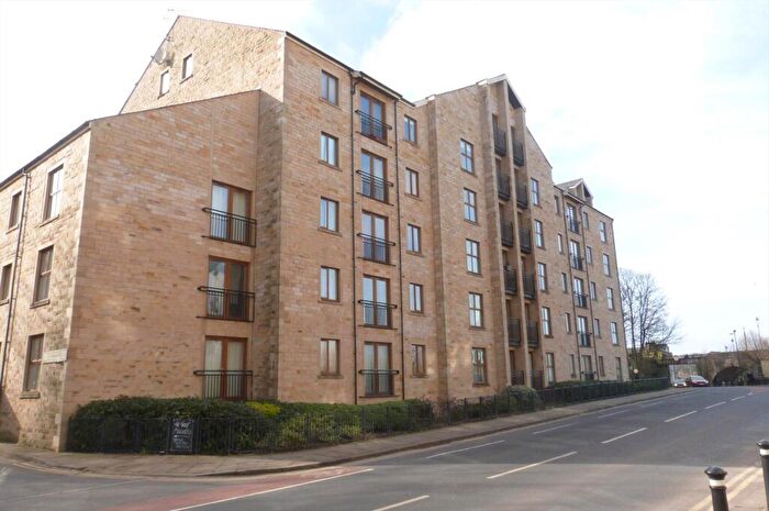 2 Bedroom Flat To Rent In St Georges Quay, Lancaster, LA1