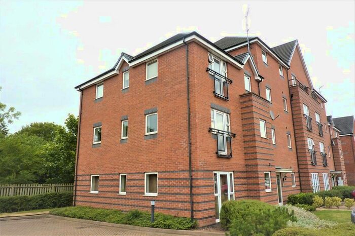 2 Bedroom Apartment To Rent In Pipers Way, Burton-on-Trent, DE14