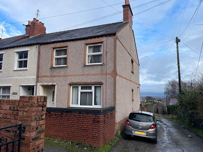 3 Bedroom Semi-Detached House For Sale In Off Pool Road, Ponciau, LL14