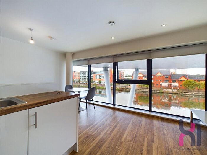 1 Bedroom Flat For Sale In Manchester Waters, Pomona Strand, Old Trafford, Manchester, M16