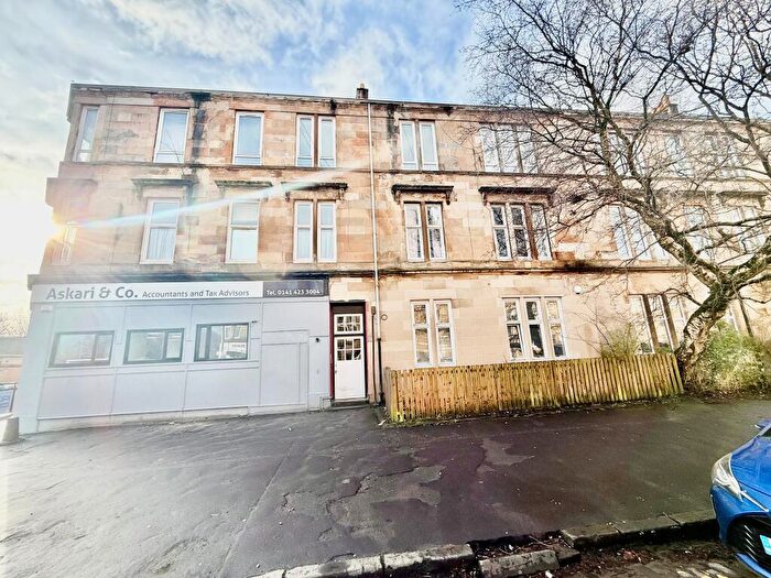 3 Bedroom Flat To Rent In Leslie Street, Pollokshields, G41
