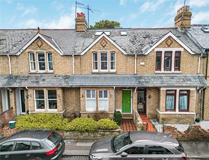 4 Bedroom Terraced House For Sale In Sunningwell Road, New Hinksey, OX1