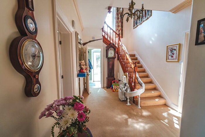6 Bedroom Detached House For Sale In Tunstall, DL10