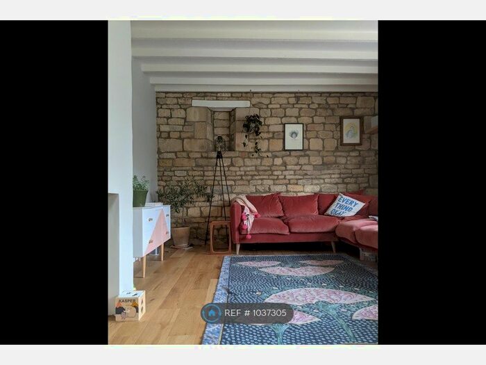 5 Bedroom Semi-Detached House To Rent In The Green, Stamford, PE9