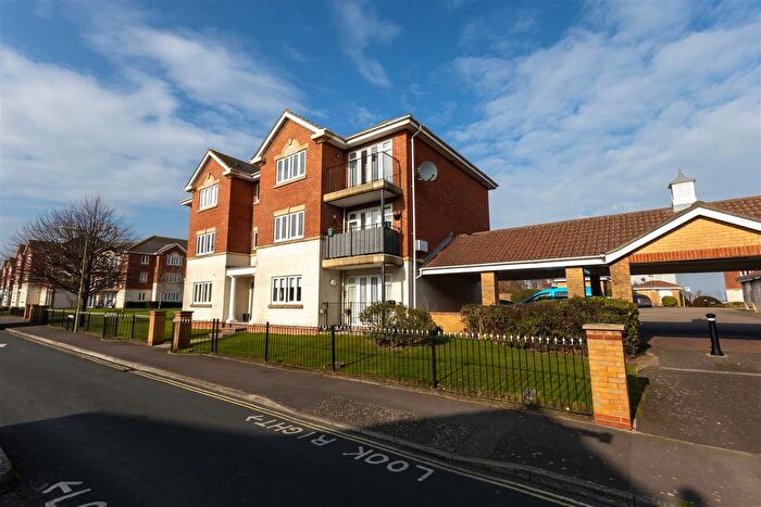 2 Bedroom Flat For Sale In Hayling Close, Priddys Hard, Gosport, PO12