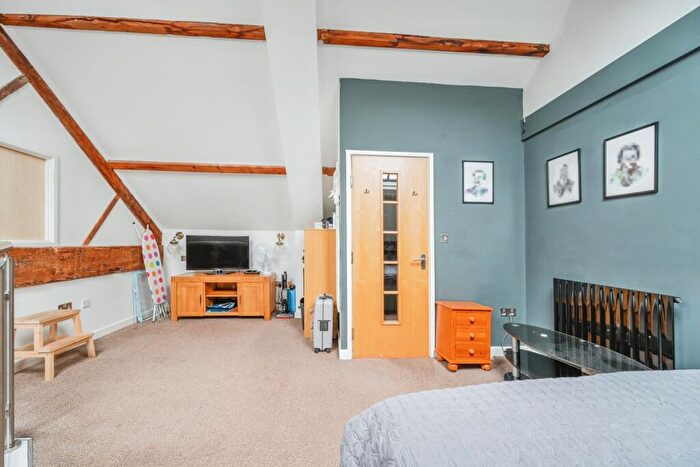 1 Bedroom Flat For Sale In Horninglow Street, Burton-on-Trent, Staffordshire, DE14