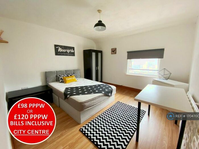 2 Bedroom Flat To Rent In Humberstone Gate, Leicester, LE1