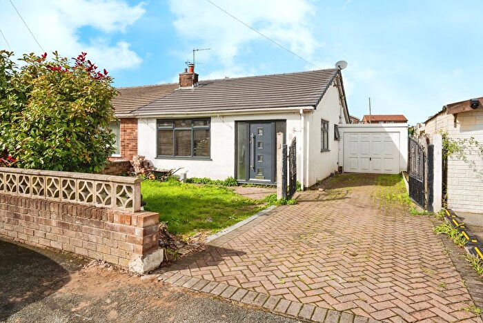 3 Bedroom Bungalow For Sale In Alders Green Road, Hindley, Wigan, Greater Manchester, WN2
