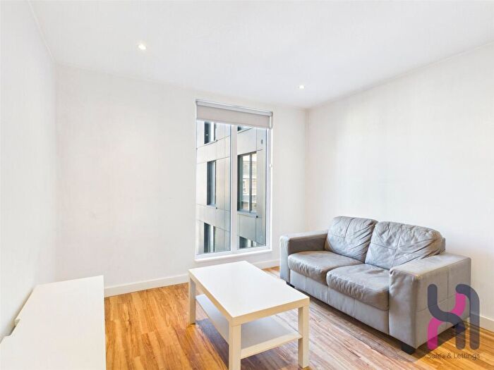 1 Bedroom Flat To Rent In The Exchange, Elmira Way, Salford Quays, Greater Manchester, M5