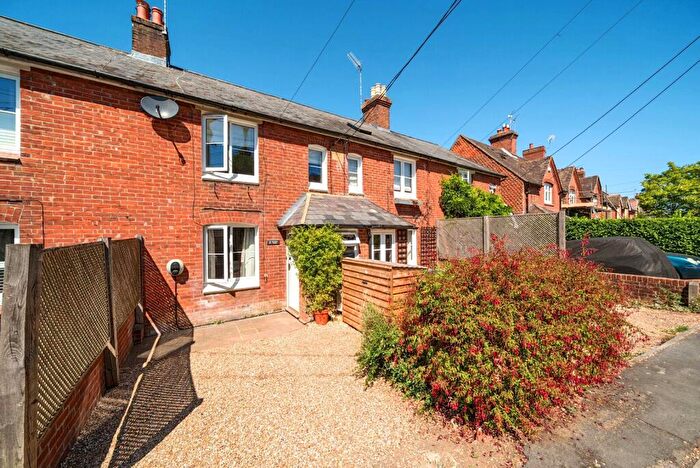 3 Bedroom Terraced House For Sale In Woodside Road, Chiddingfold, Godalming, GU8