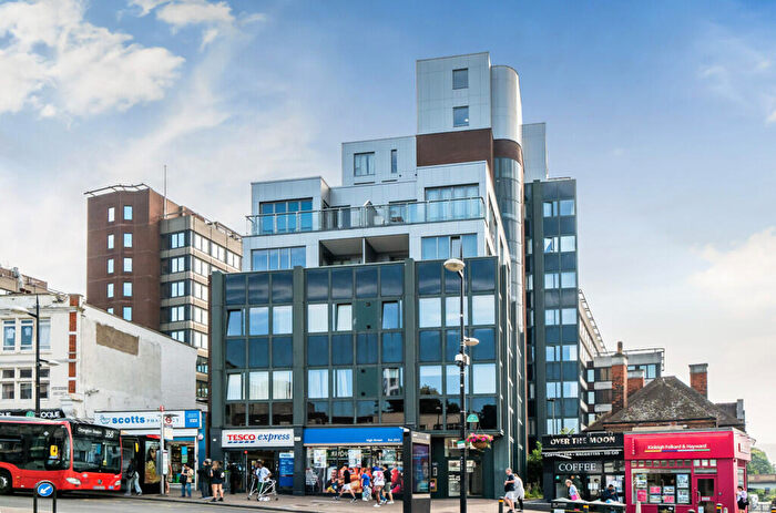 2 Bedroom Apartment To Rent In High Street, Bromley, BR1