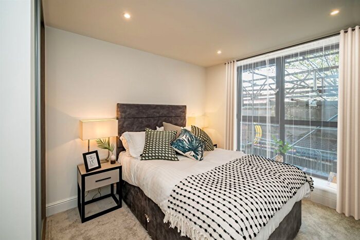1 Bedroom Flat For Sale In New Street, Aylesbury, HP20