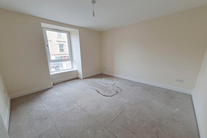 2 Bedroom Flat For Sale In , Kirk Road, Wishaw, ML2