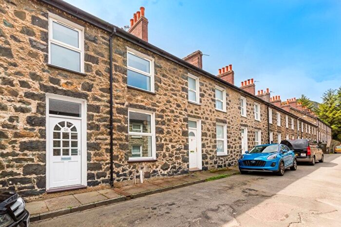 3 Bedroom Terraced House For Sale In David Street, Penmaenmawr, Conwy, LL34