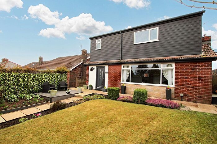 3 Bedroom Detached House For Sale In Milnrow Road, Littleborough, OL15