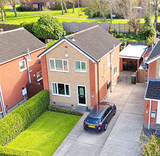 3 Bedroom Detached House For Sale In Metcalfe Avenue, Killamarsh, Sheffield, Derbyshire, S21