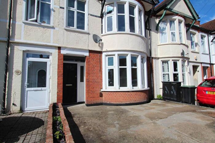 3 Bedroom Terraced House To Rent In Branksome Road Southend, Southend On Sea, SS2