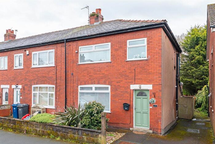 3 Bedroom End Of Terrace House For Sale In Crown Street, Farington, Leyland, PR25