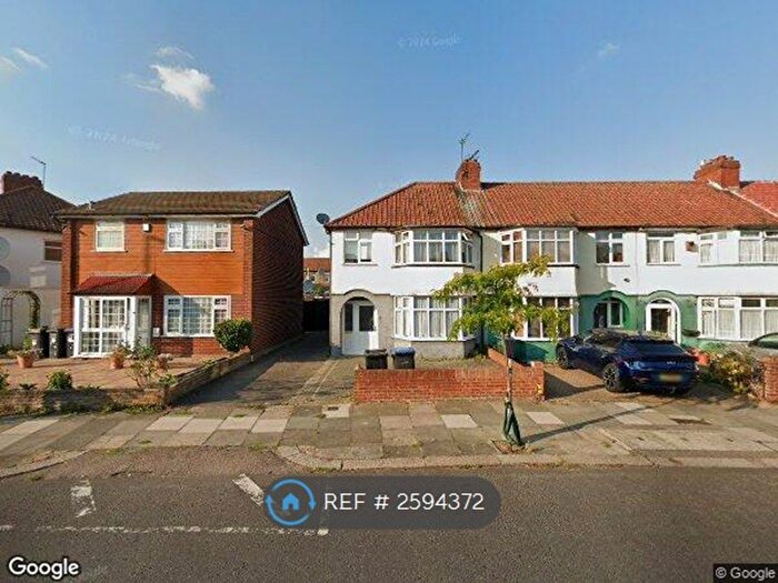 4 Bedroom End Of Terrace House To Rent In Galliard Road, London, N9