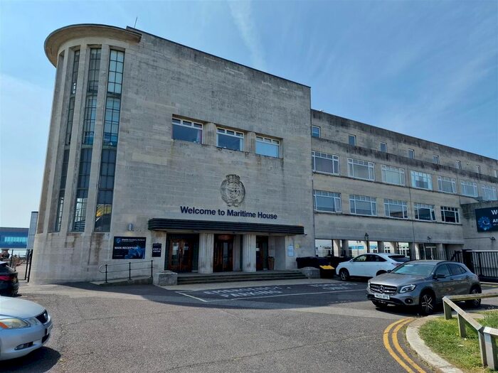 1 Bedroom Flat To Rent In Southwell Park, Portland, DT5