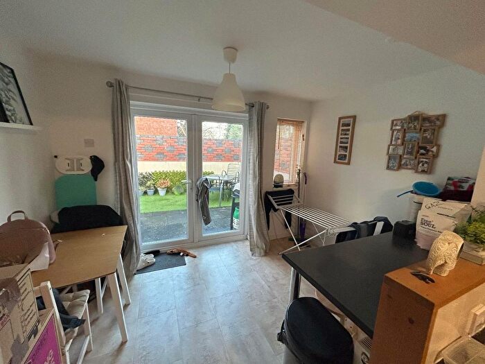 2 Bedroom End Of Terrace House To Rent In Berenger Close, Swindon, SN3