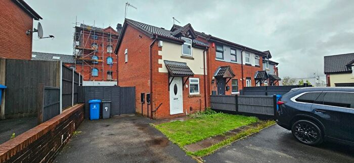 2 Bedroom Terraced House To Rent In Stringer Court, Stoke-On-Trent, Staffordshire, ST6