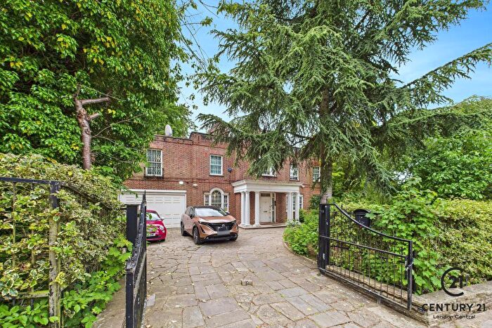 11 Bedroom Detached House For Sale In Winnington Road, London, N2