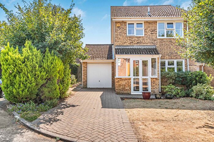 3 Bedroom Detached House For Sale In Godalming, Surrey, GU7
